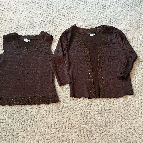 lillian Rubin Tops - Vintage Lillian Rubin top and cardigan set lightweight chocolate brown